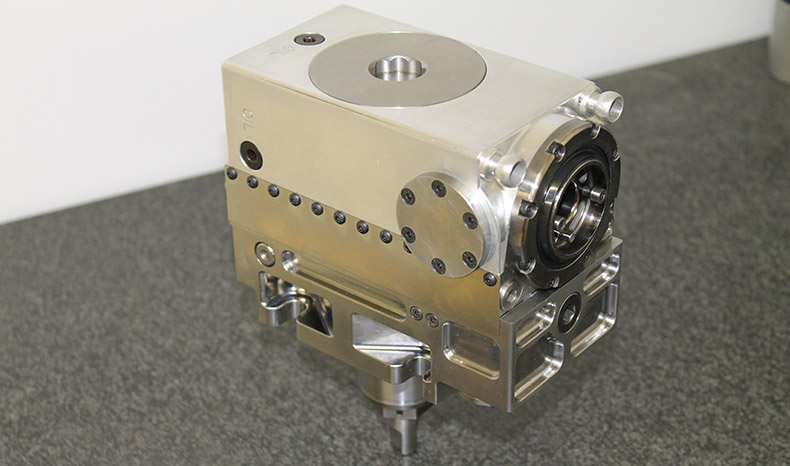 Réparation de porte outils et unité de taillage pour tour CN, tour multibroches, centre d'usinage et machine outils.